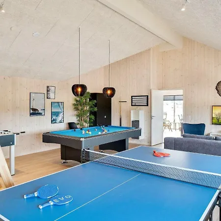 20 Person In Tatil Evi