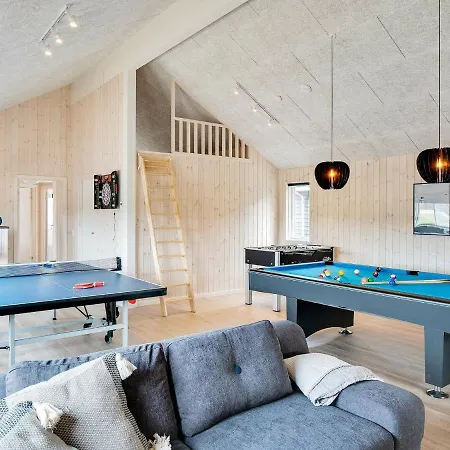 Tatil Evi 20 Person In *